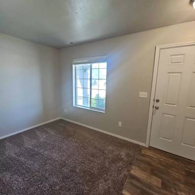 Main picture of 1521 Gold St