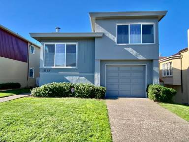 Main picture of 2755 34th Ave