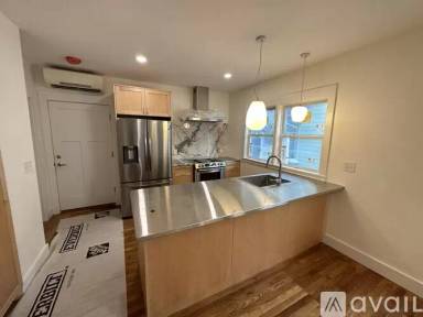 Main picture of 16 Myrtle Ave