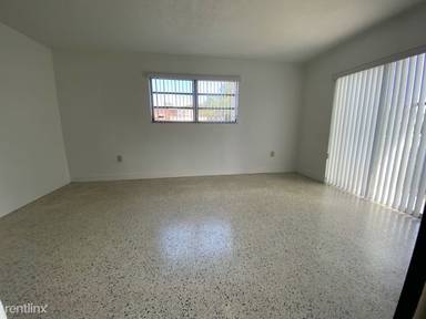 Main picture of 1350 SW 67th Ave