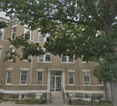 Main picture of 1353 Commonwealth Ave