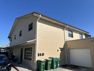 Main picture of 565 Jackson Avenue D