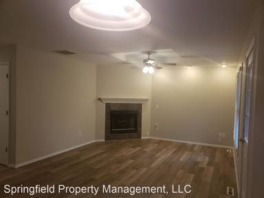 Main picture of 940 S Peach Tree Ave