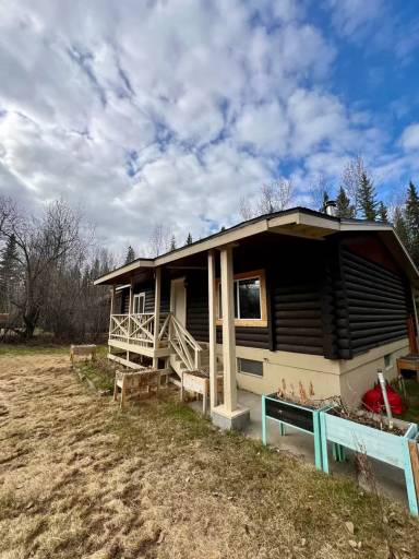Main picture of 4708 Rivers St