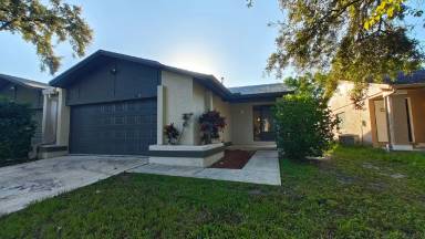 Main picture of 212 Perth Ct