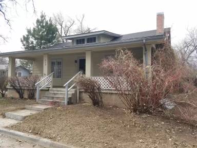 Main picture of 515 S Bryan Ave