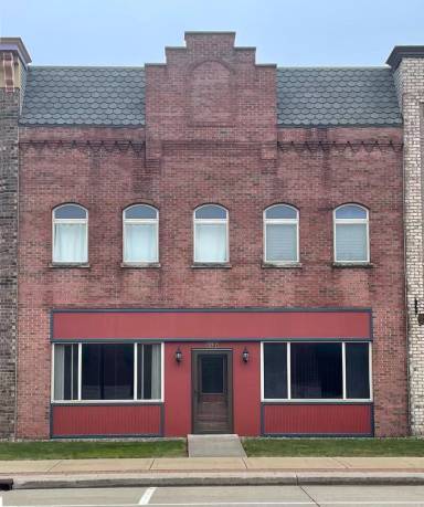 Main picture of 323 W Main St
