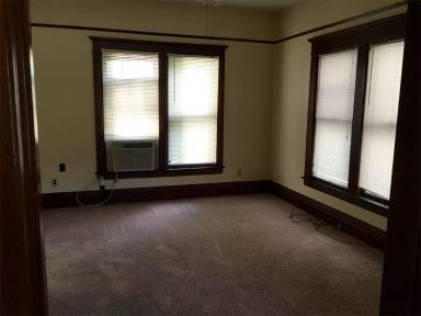 Main picture of 901 11th Ave