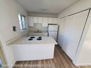 Main picture of 9004 NE Oregon St