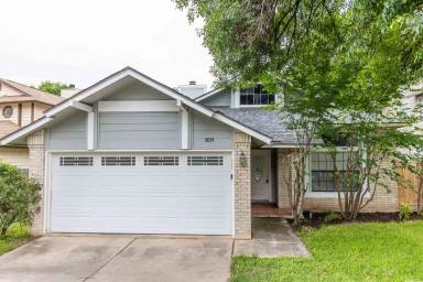 Main picture of 8039 Sunshine Trail Dr