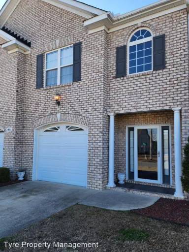 Main picture of 2001B Cambria Dr