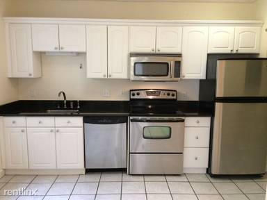 Main picture of 32 Ransom Rd