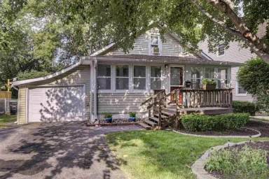 Main picture of 2338 N 69th St