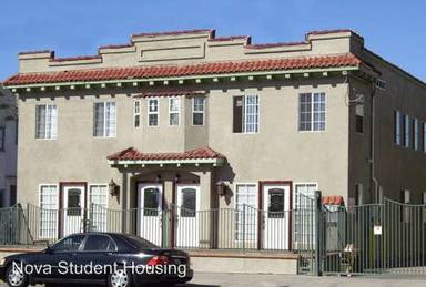 Main picture of 1359 1/2 W Adams Blvd