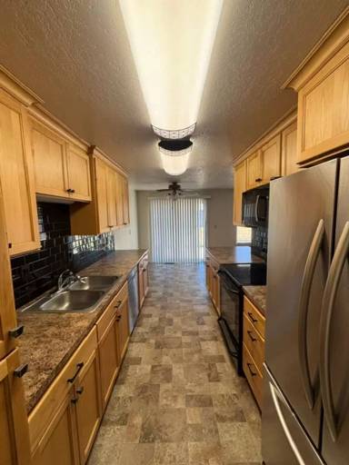 Main picture of 408 E Pinehurst Dr