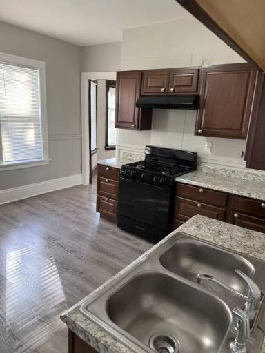Main picture of 1434 N 48th St
