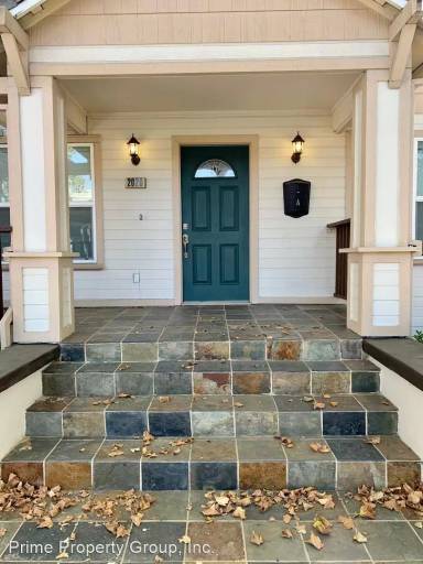 Main picture of 2020 X St