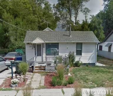 Main picture of 230 7th St