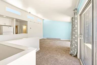 Main picture of 308 Estrella Ave