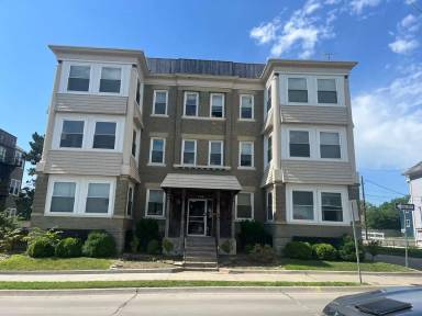 Main picture of 403 SW Huntoon St