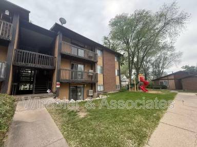 Main picture of 2650 Jefferson Ave