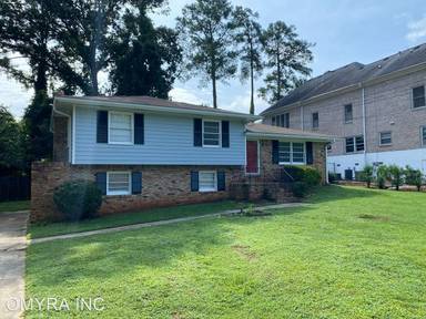 Main picture of 2711 Frontier Ct