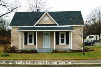 Main picture of 401 Poplar St