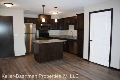 Main picture of 280 Red Wing Ave