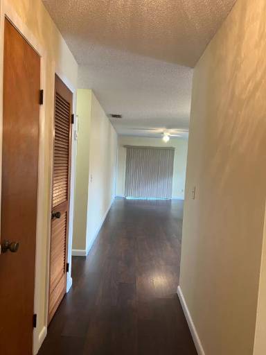 Main picture of 200 Saint Lucie Ln