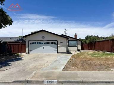 Main picture of 15001 Ridgetop Dr