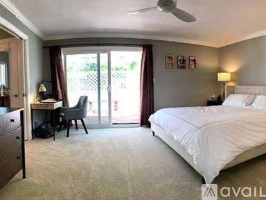Main picture of 57 Saint Luke Ct