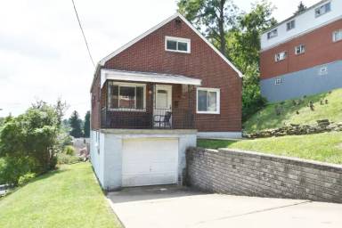 Main picture of 731 Alturia St