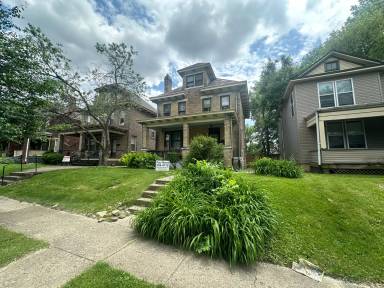 Main picture of 351 E 15th Ave
