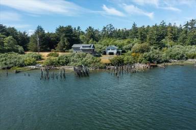 Main picture of 88093 Old Ferry Ln