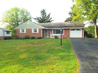 Main picture of 822 Bruce Ave