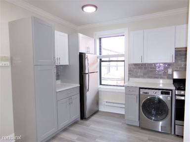 Main picture of 3839-45 N Greenview Ave