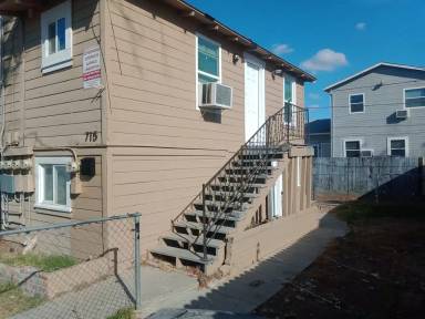 Main picture of 711 N Brown St