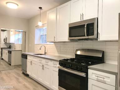Main picture of 3110 N Milwaukee Ave
