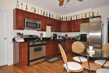 Main picture of 24 Winship St