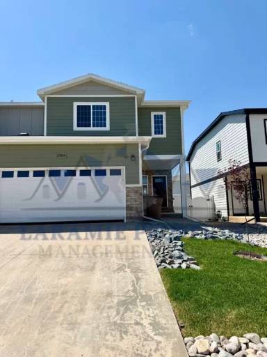 Main picture of 4521 Bobolink Ln