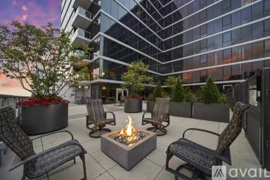 Main picture of 1407 on Michigan