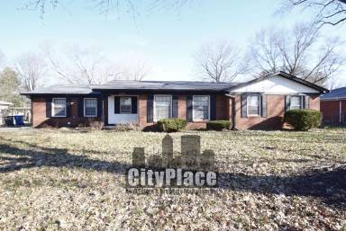 Main picture of 526 W 72nd St