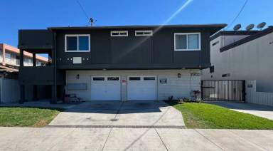 Main picture of 11702 Menlo Ave
