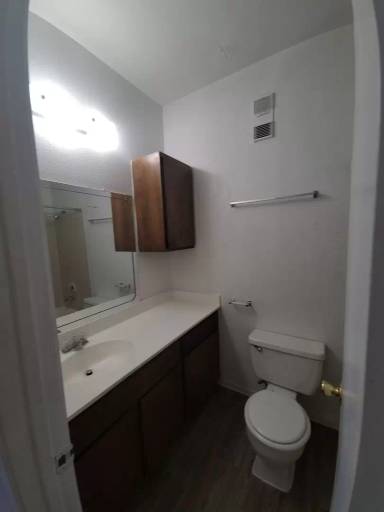 Main picture of Bristol Pointe Apartments