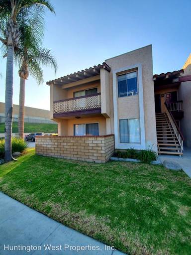 Main picture of La Veta Monterey Condominiums