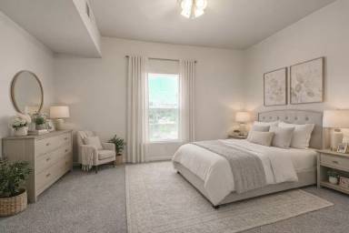 Main picture of 5700 N Main St