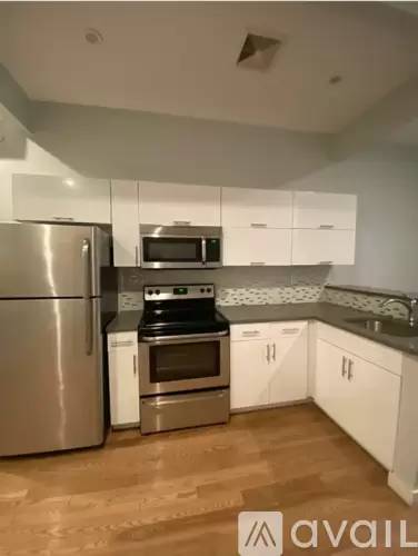 Main picture of 1441 Bushwick Ave