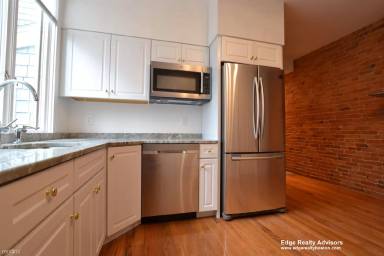 Main picture of 43 Aldie St