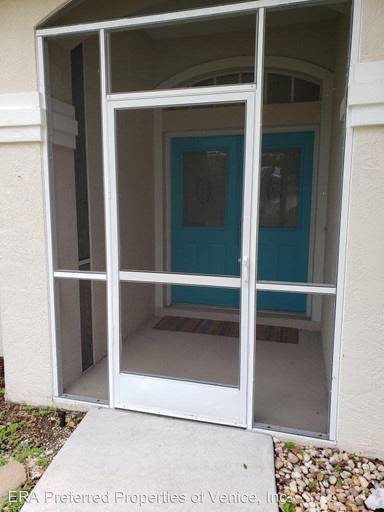 Main picture of 1180 Palmetto Dr