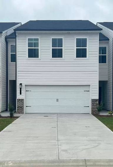Main picture of 44 Lumpkin Ln
